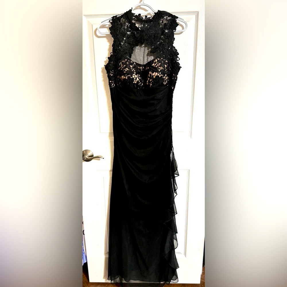 Women’s Black Betsy & Adam Formal Lace High Neck Dress, 10